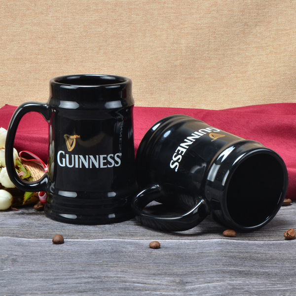 Glazed ceramic cups